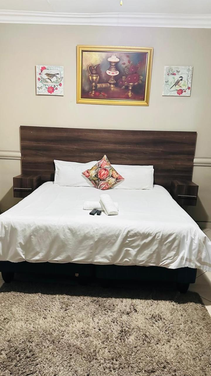 וויטבנק Sunrise Boutique Hotel מראה חיצוני תמונה