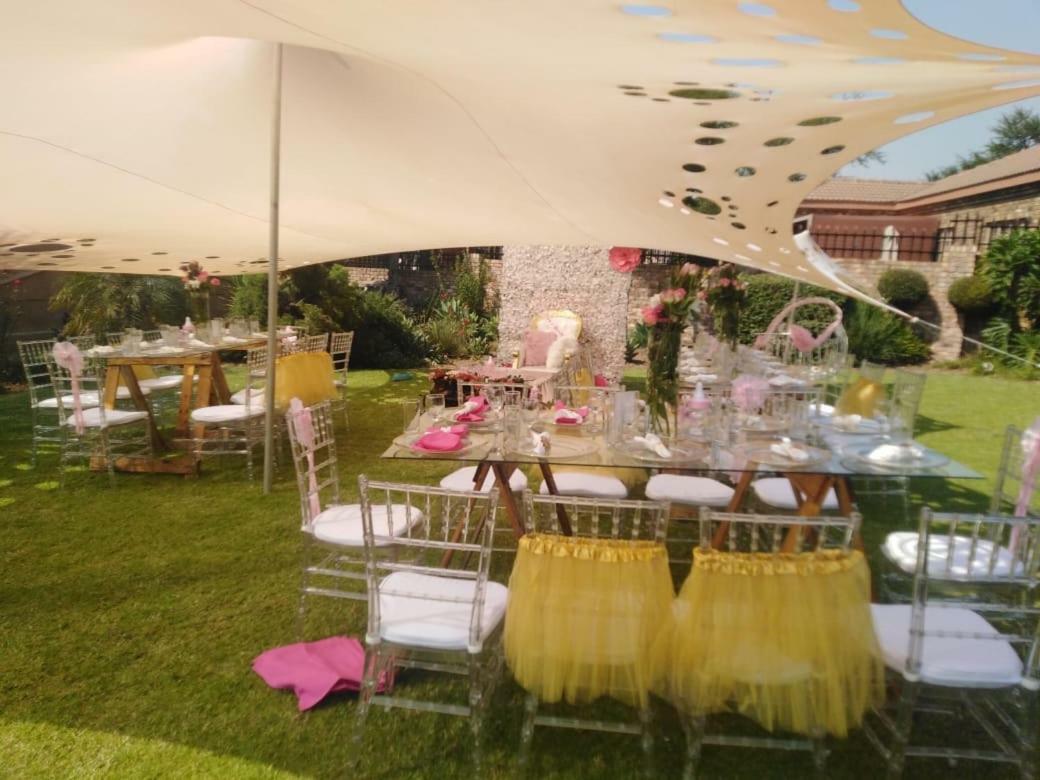 וויטבנק Sunrise Boutique Hotel מראה חיצוני תמונה