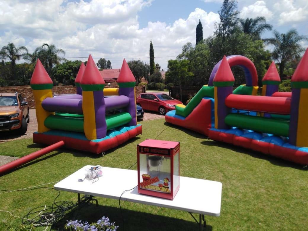 וויטבנק Sunrise Boutique Hotel מראה חיצוני תמונה